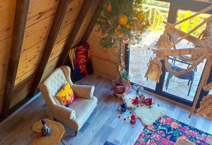 ホテル Pamira Bungalow