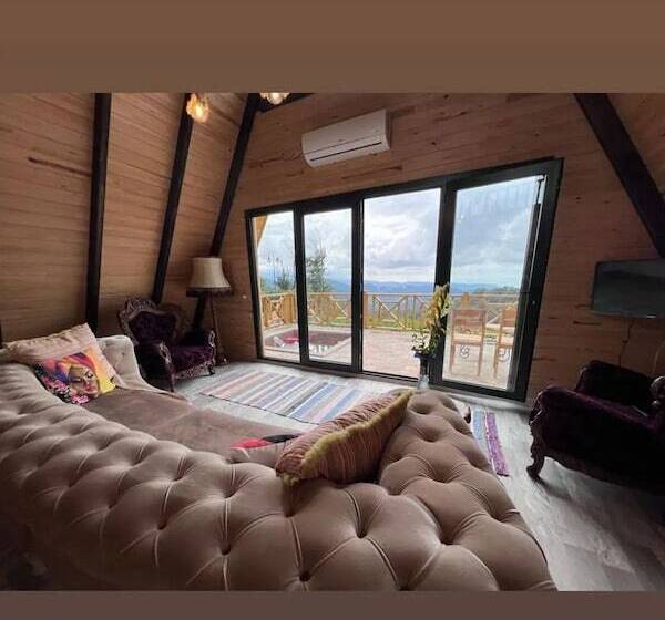 בית מלון כפרי Pamira Bungalow