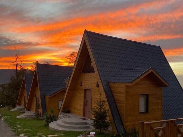 בית מלון כפרי Pamira Bungalow