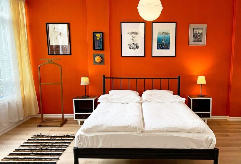 ホテル Petek Pansiyon