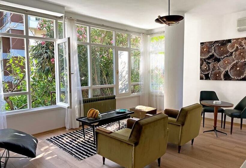 ホテル Petek Pansiyon