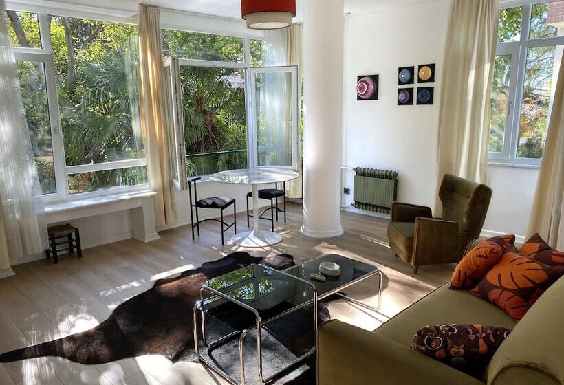 ホテル Petek Pansiyon