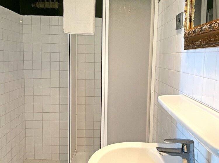 בית מלון כפרי Petek Pansiyon