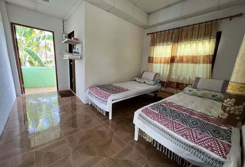 Hotel Pinmanee Resort And Homestay