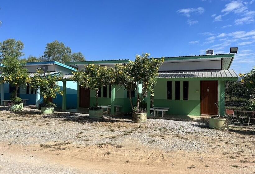 Hotel Pinmanee Resort And Homestay