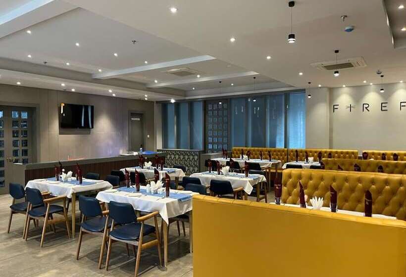 בית מלון כפרי Poonam Residency