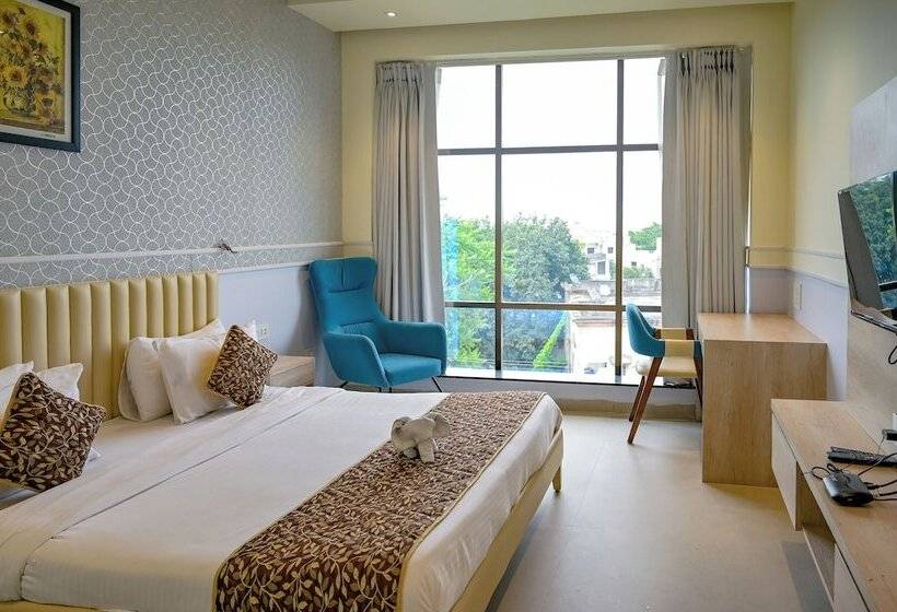 בית מלון כפרי Poonam Residency