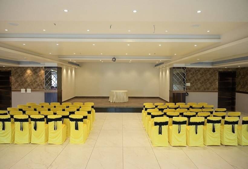 בית מלון כפרי Poonam Residency