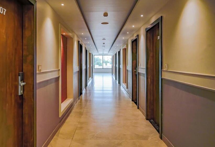 בית מלון כפרי Poonam Residency