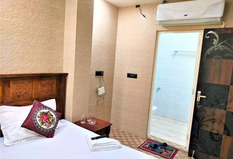 호텔 Shamim Residency Near Nizamuddin Dargah