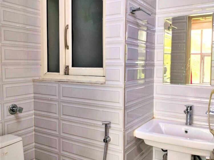 호텔 Shamim Residency Near Nizamuddin Dargah