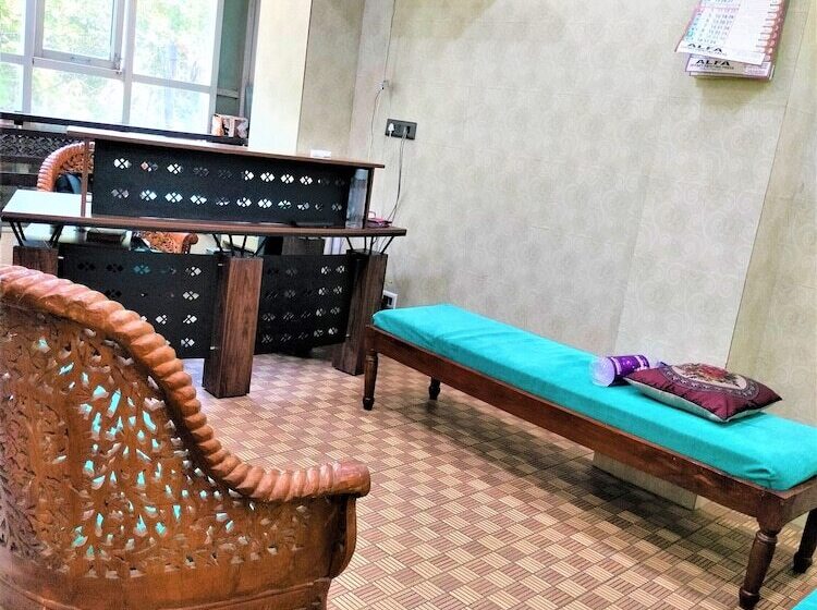 호텔 Shamim Residency Near Nizamuddin Dargah