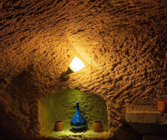 ホテル Shiraz Cave Cappadocia