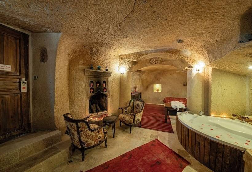 ホテル Shiraz Cave Cappadocia