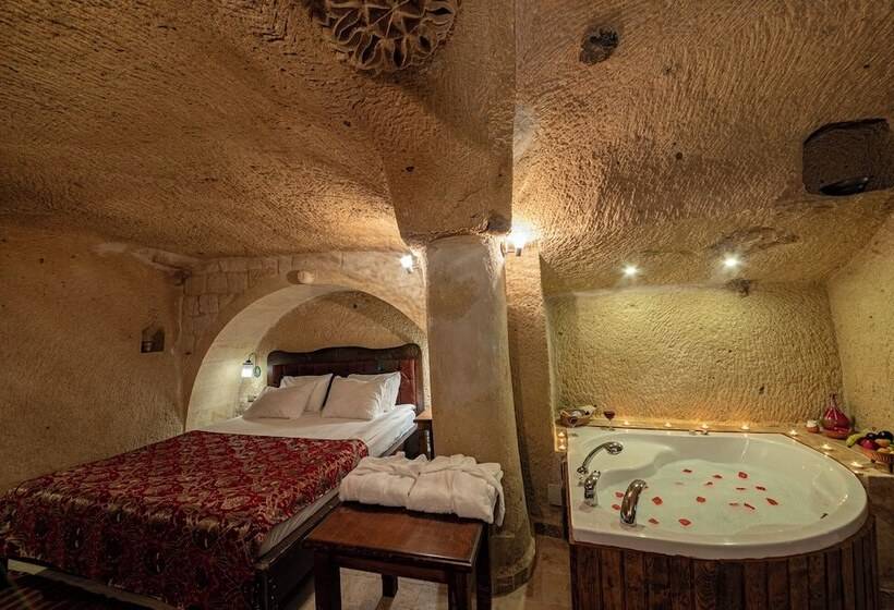 ホテル Shiraz Cave Cappadocia