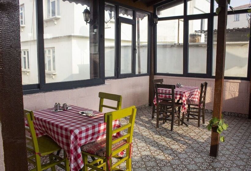 هتل Sirvani Konagi