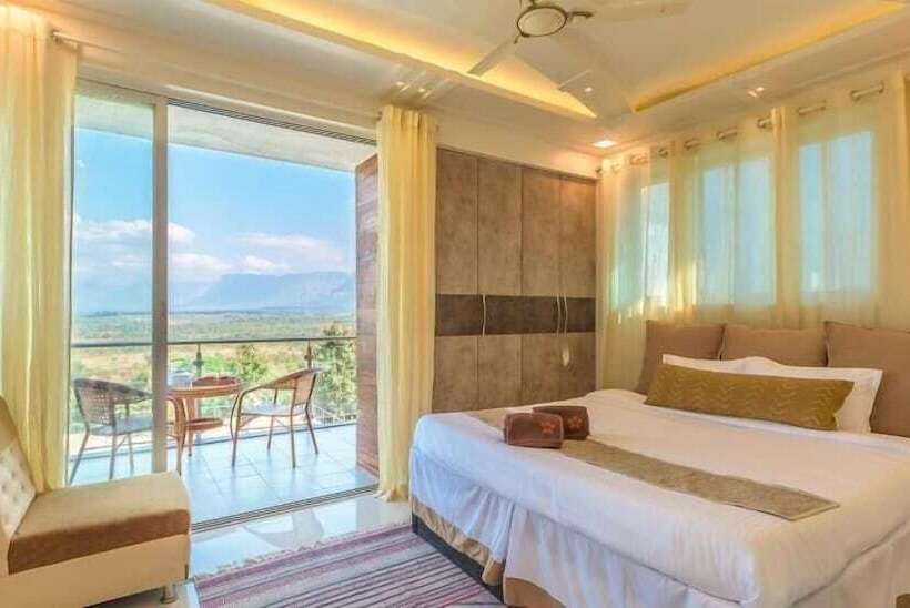 בית מלון כפרי Stay Serene Luxury