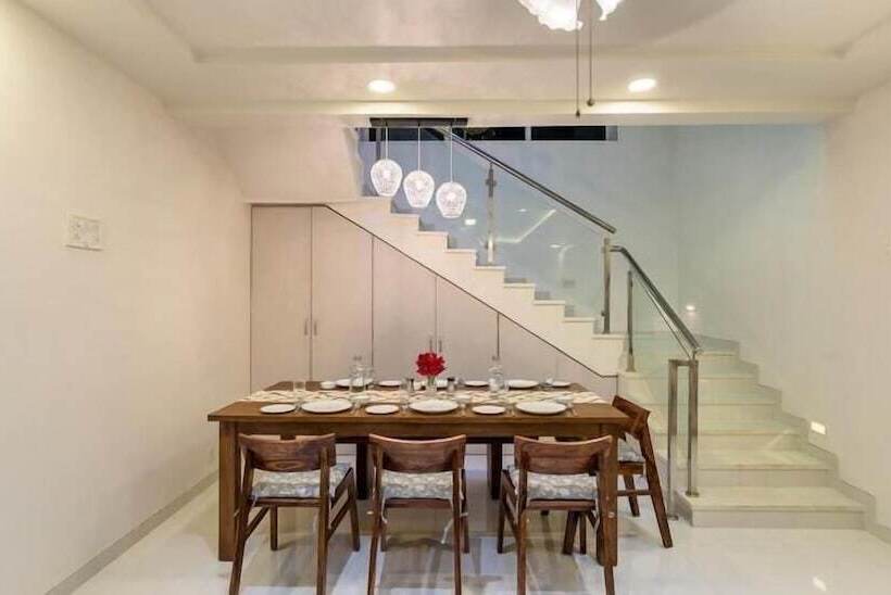 בית מלון כפרי Stay Serene Luxury