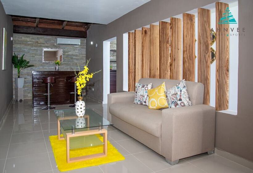 בית מלון כפרי The Diamond Suites At Ahnvee