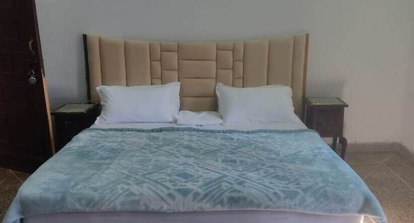 فندق The Palm Bliss Resort