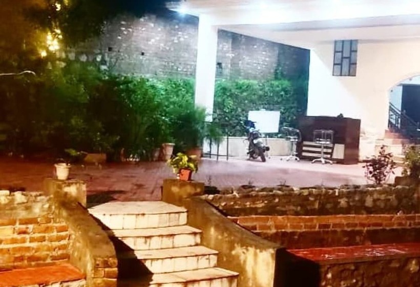 فندق The Palm Bliss Resort