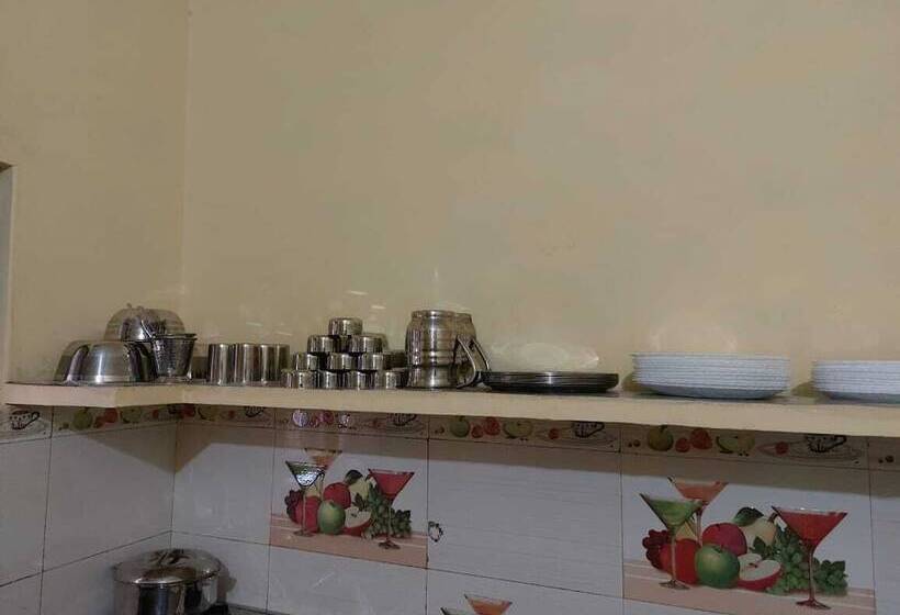 فندق The Palm Bliss Resort