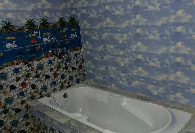 فندق The Palm Bliss Resort