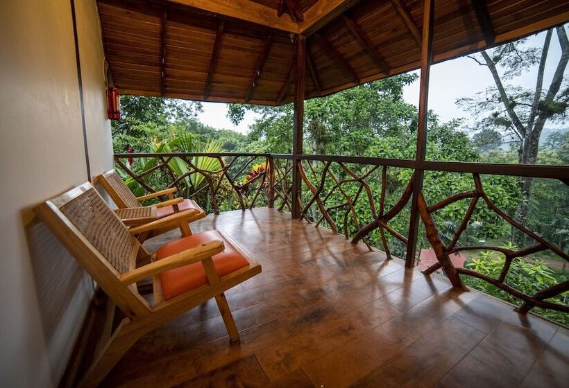 فندق The River House   Upscale Lodge