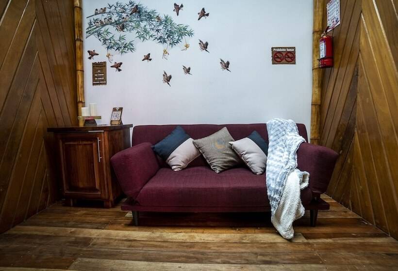 فندق The River House   Upscale Lodge