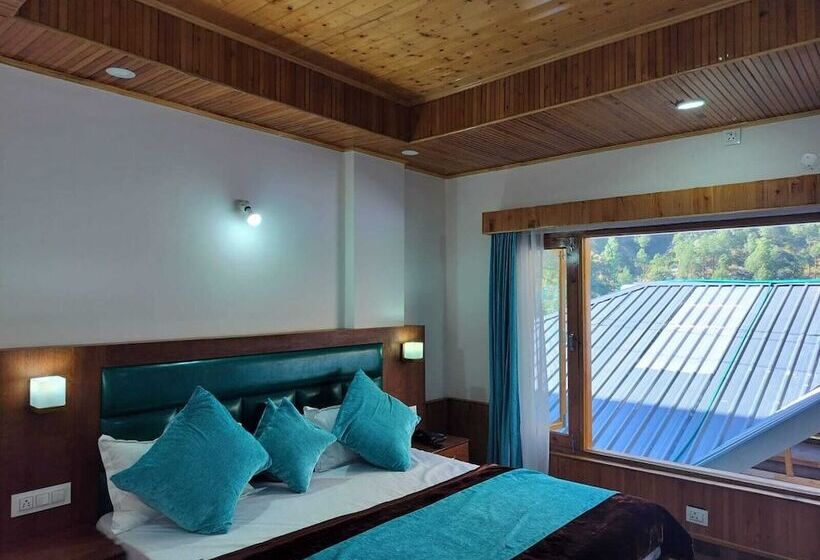 酒店 Tirthan Villa And Resort