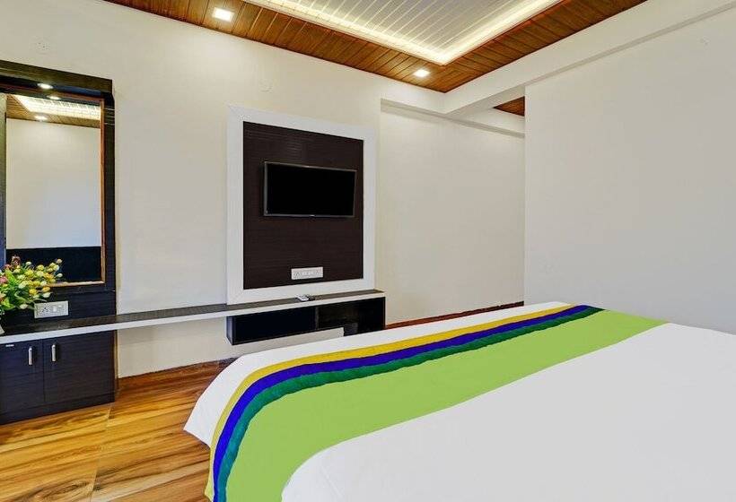 בית מלון כפרי Treebo Trend Breeze Mansion