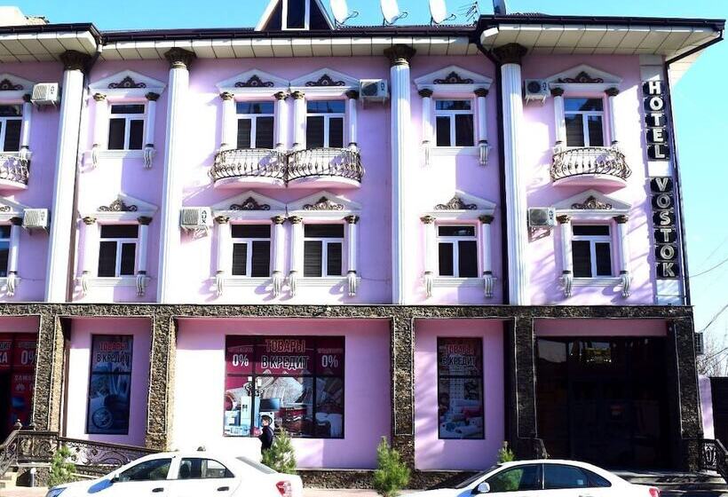 בית מלון כפרי Vostok