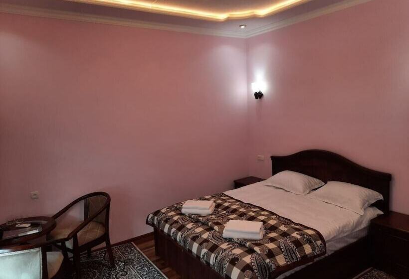 בית מלון כפרי Vostok