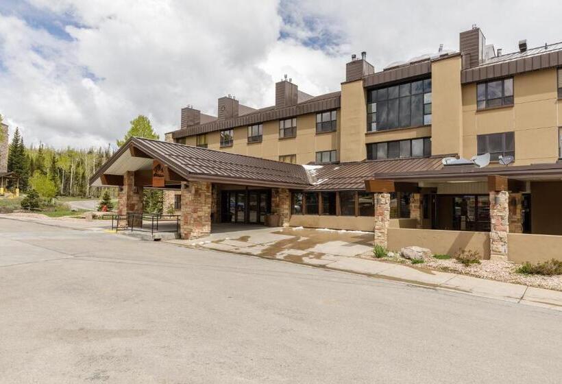 King Suite 4 Guest Hot Tub Pool Free Shuttle Cedar Breaks Lodge