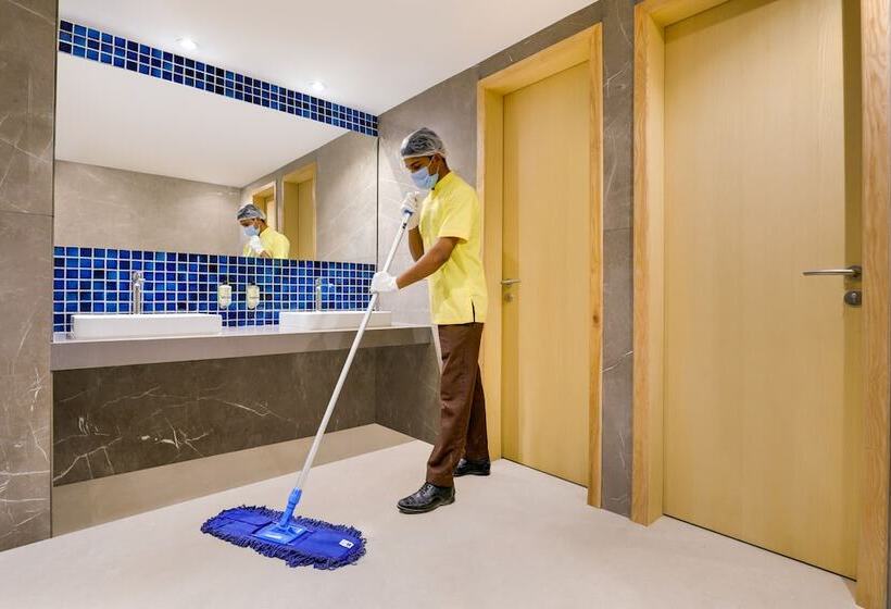 Lemon Tree Hotel Agra