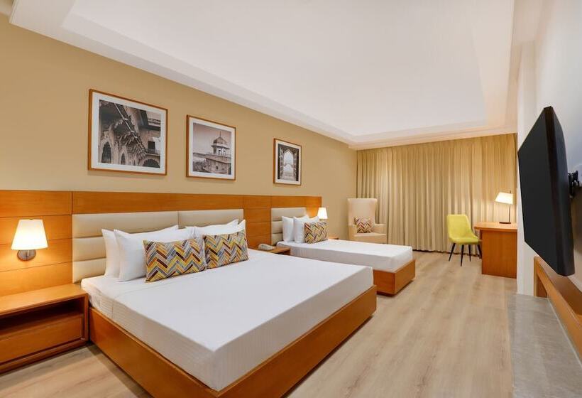 Lemon Tree Hotel Agra