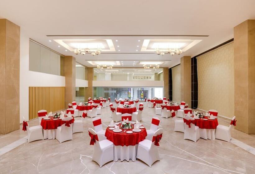 Lemon Tree Hotel Agra