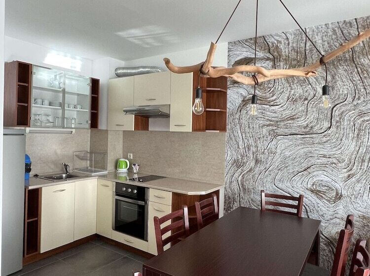 Local Stay Hotel, Bw Signature Collection