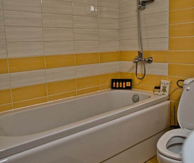 Local Stay Hotel, Bw Signature Collection