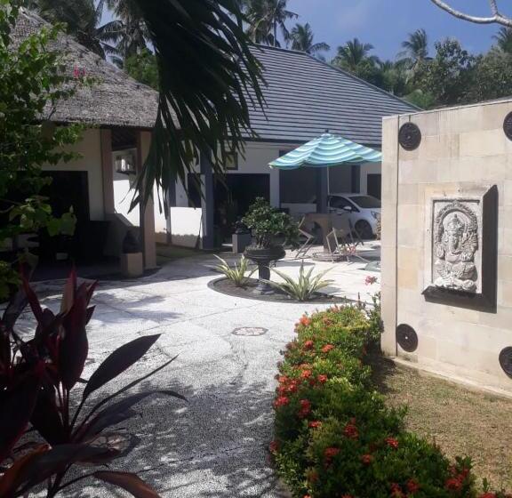 Melaya Beach Resort Twin Room