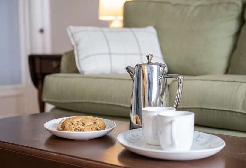 Minerva Bed And Breakfast