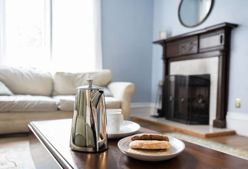 Minerva Bed And Breakfast