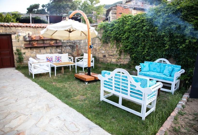 Moncheri Butik Otel & Restoran