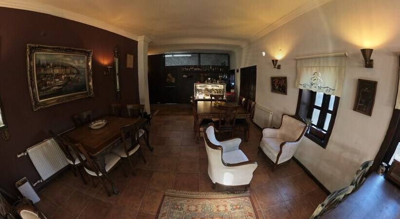 Moncheri Butik Otel & Restoran