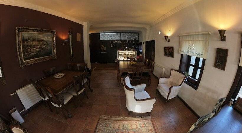 Moncheri Butik Otel & Restoran