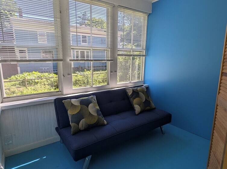 بنسيون Blooming Inn