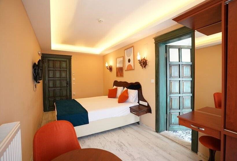 פנסיון Castadiva