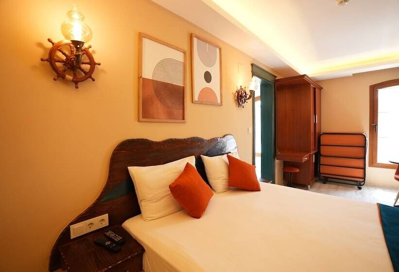 بنسيون Castadiva