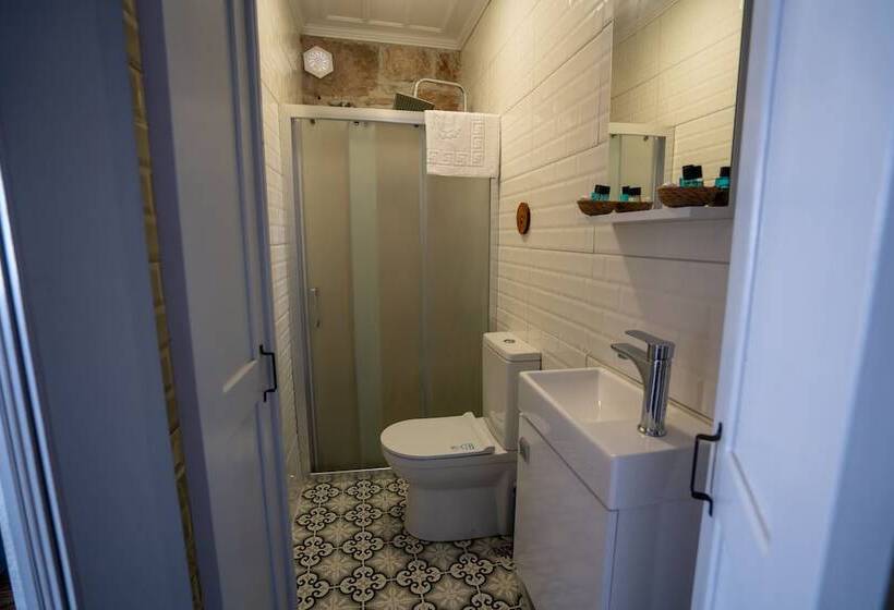 ペンション Cunda Alesta Otel