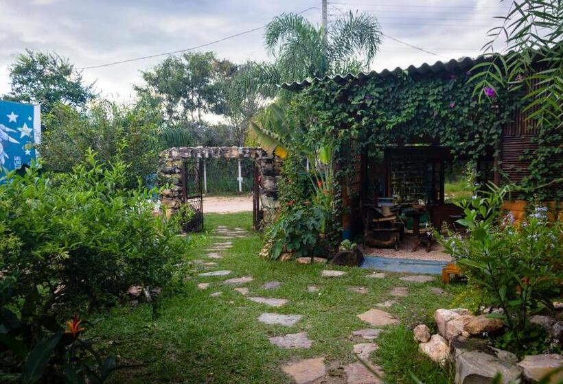 Пансион Espaço Shanti Chalés